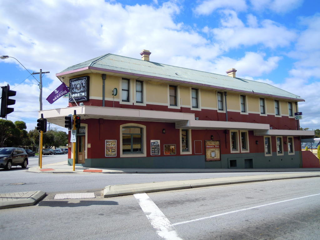 Moondyne Joe'S Hotell Fremantle Exteriör bild
