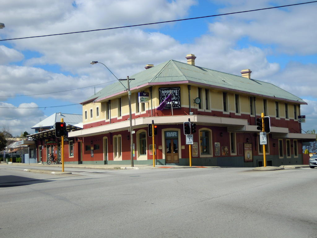 Moondyne Joe'S Hotell Fremantle Exteriör bild